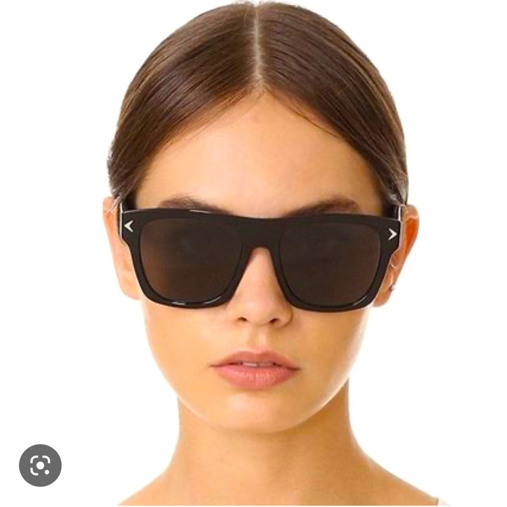 Unisex Givenchy sunglasses